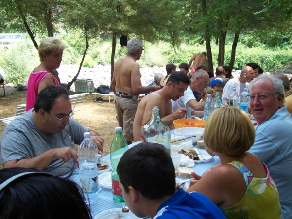  Image name: Estate18.jpg 
 width: 601 pixel 
 height: 452 pixel 
 Size: 273673 bytes 
 Click to enlarge 